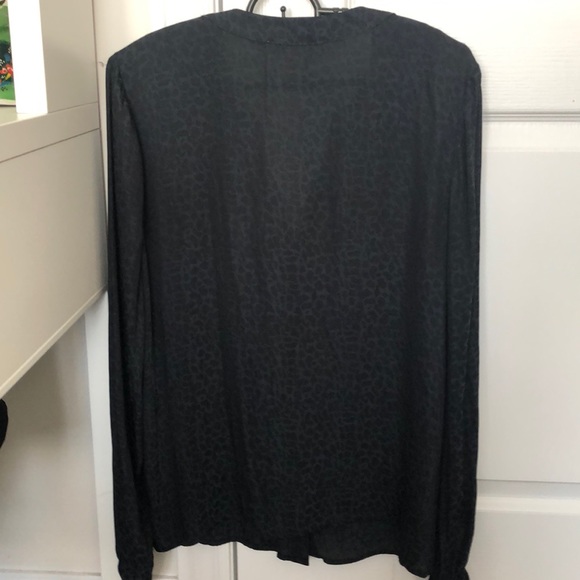 Forever 21 Animal Print Blouse - Picture 3 of 3